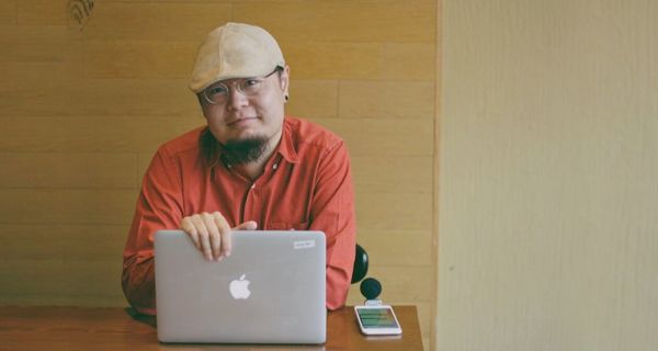 Chinese Author Hailong Hao: “If a Thing Is Worth Writing and Only I Can Write About It, Then Putting It Into Words Is My Responsibility”